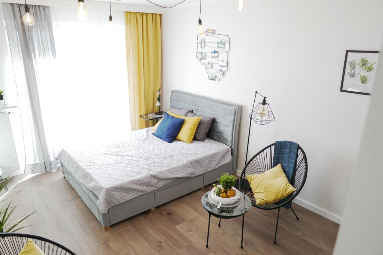 Vizzit Us Premium Apartments Warsaw Exterior photo